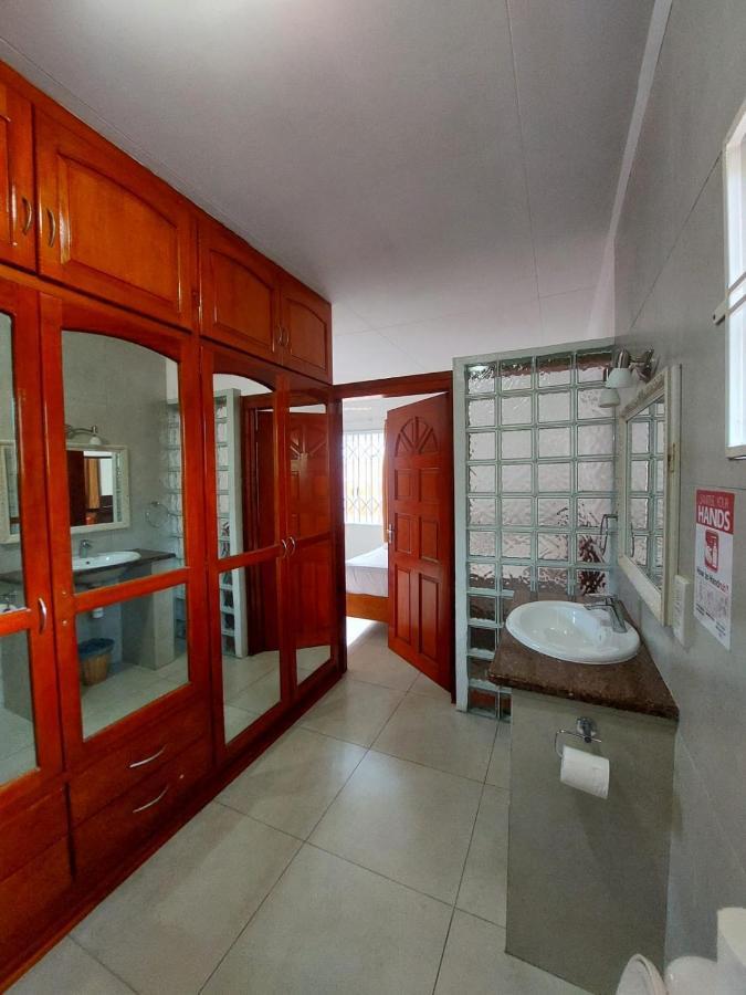 Beau Vallon Villa Self Catering With Pool Exterior foto